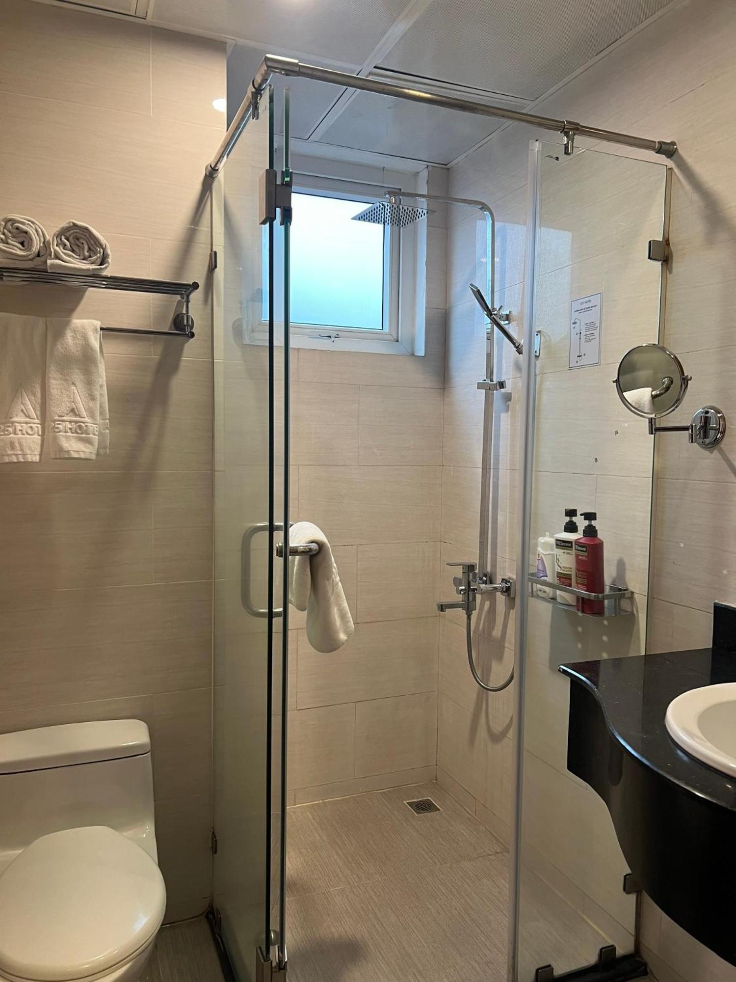 A25 Hotel - 19 Phan Dinh Phung Hanoi Exterior photo