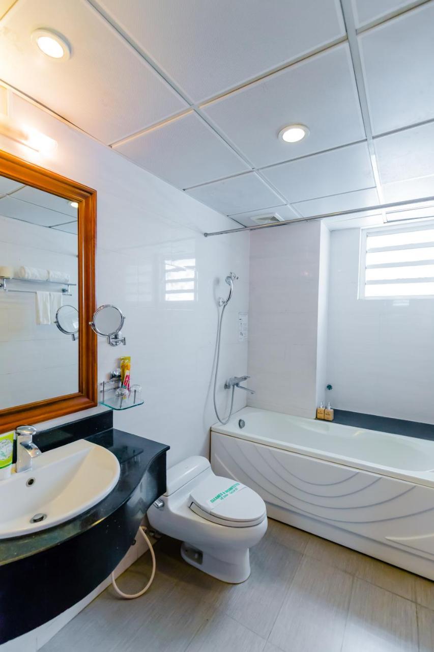 A25 Hotel - 19 Phan Dinh Phung Hanoi Exterior photo